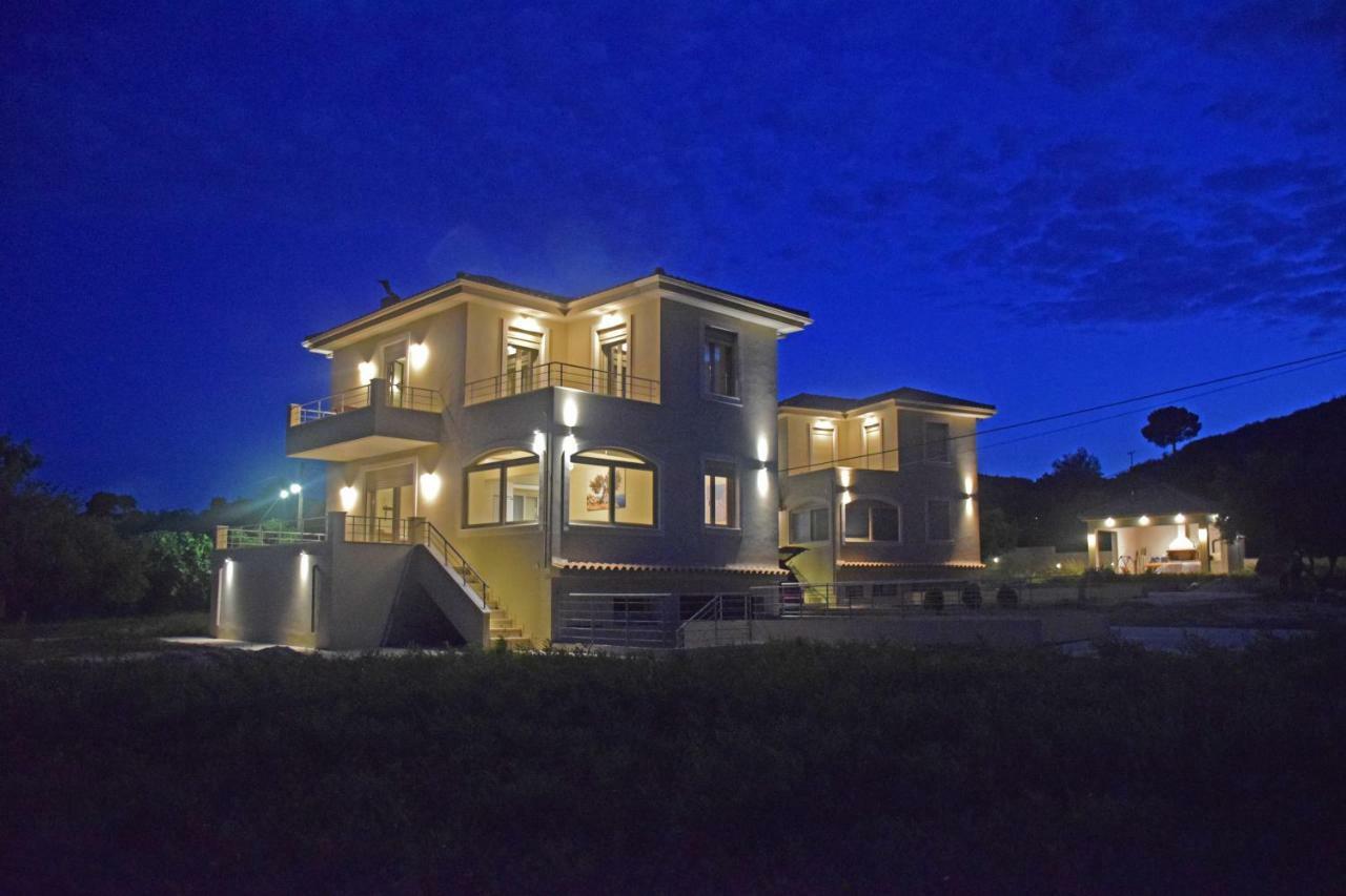 Villa Magdalena Lixouri Ngoại thất bức ảnh
